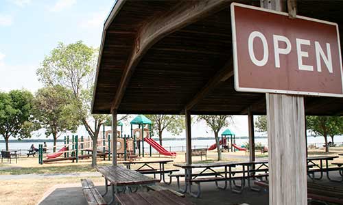 Pavilion and playground at Fox Point State Park